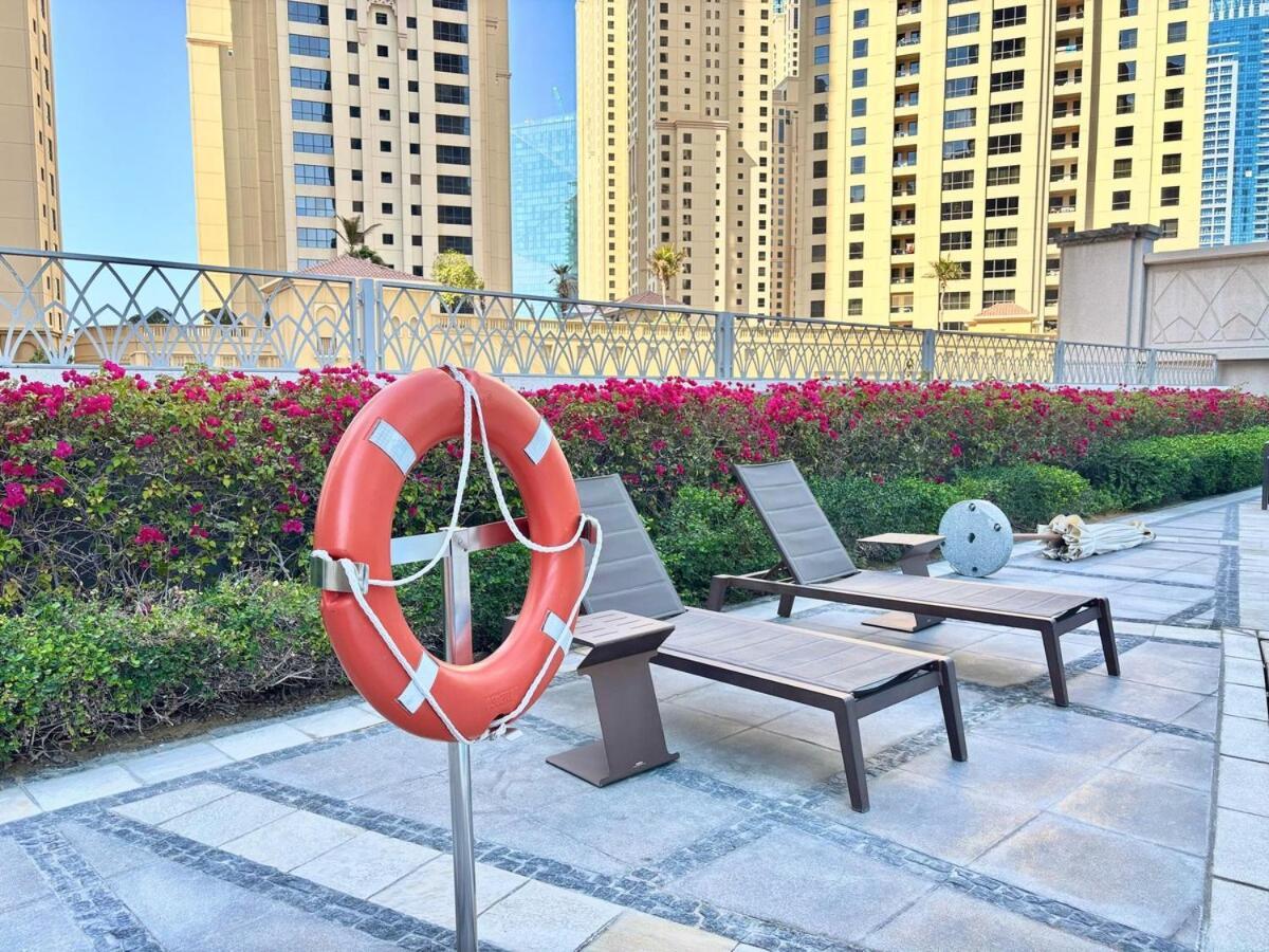 First Class 1br Spectacular Wheel Of
